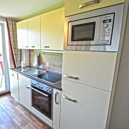 Апартаменты Alpin - 8 By Four Seasons Капрун