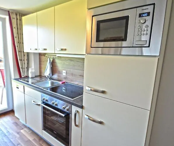 Апартаменты Alpin - 8 By Four Seasons Капрун